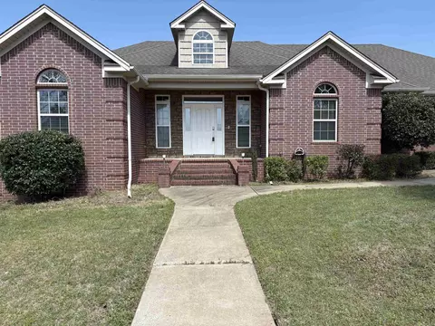 1705 Poteete Dr, Conway, AR 72034