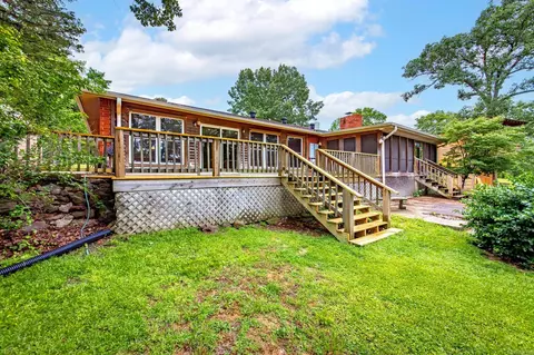 Exterior - 585 Narrows Dr, Greers Ferry, AR 72067 photo 9 of 12