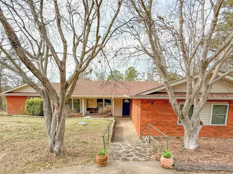 585 Narrows Dr, Greers Ferry, AR 72067