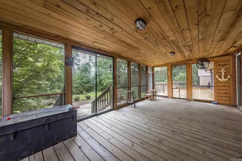 Exterior - 585 Narrows Dr, Greers Ferry, AR 72067 photo 5 of 12