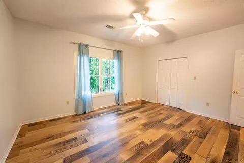Bedroom - 44 Bald Eagle Dr, Paron, AR 72122 photo 8 of 8