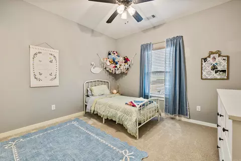 Bedroom - 10118 Sanibel Loop, Alexander, AR 72002 photo 4 of 6