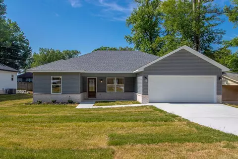 212 Pineview Ave, Sherwood, AR 72120