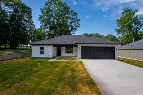 214 Pineview Ave, Sherwood, AR 72120