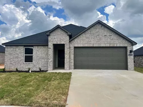 6332 Warwick Dr, Bryant, AR 72002