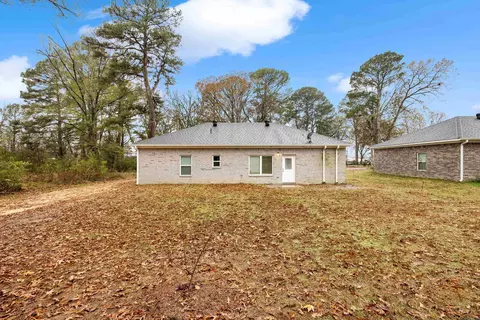Exterior - 1108 Ike, Benton, AR 72015 photo 4 of 7