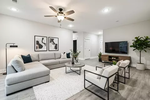 Living - 1108 Ike, Benton, AR 72015 photo 5 of 5