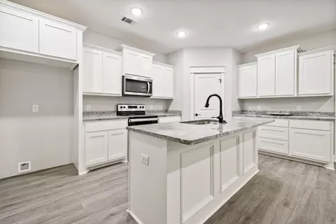 Kitchen - 1108 Ike, Benton, AR 72015 photo 1 of 3
