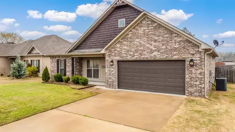 Exterior - 10 Clover Leaf Ln, Greenbrier, AR 72058 photo 4 of 11