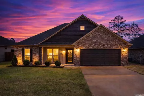 Exterior - 10 Clover Leaf Ln, Greenbrier, AR 72058 photo 2 of 11