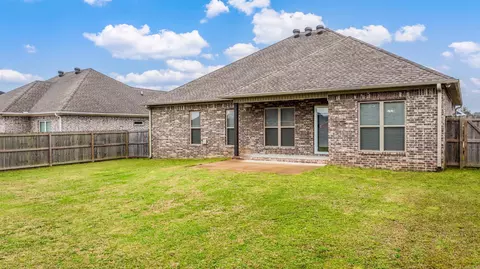 Exterior - 10 Clover Leaf Ln, Greenbrier, AR 72058 photo 9 of 11