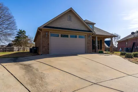 Exterior - 2515 Eighteen Loop, Conway, AR 72034 photo 5 of 7