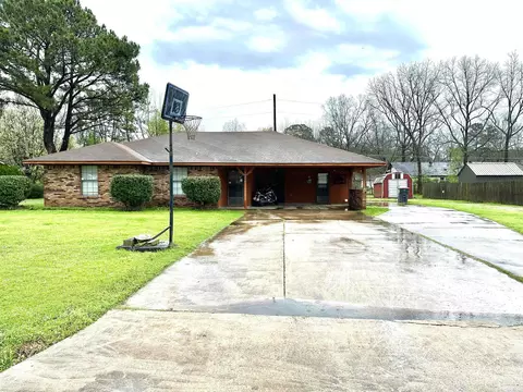 Exterior - 3805 Scenic Dr, Pine Bluff, AR 71603 photo 2 of 5