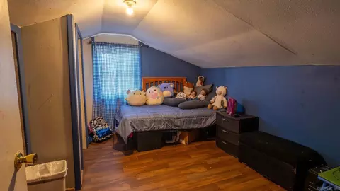 Bedroom - 100 E Adams St, Thayer, MO 65791 photo 3 of 6
