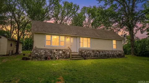 100 E Adams St, Thayer, MO 65791