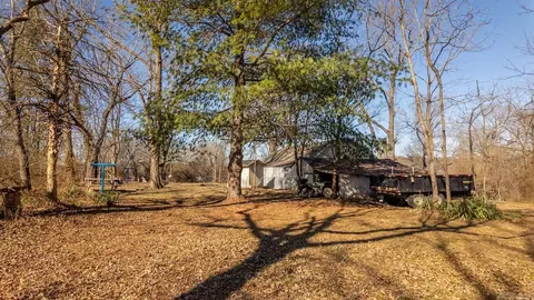 Exterior - 100 E Adams St, Thayer, MO 65791 photo 14 of 16