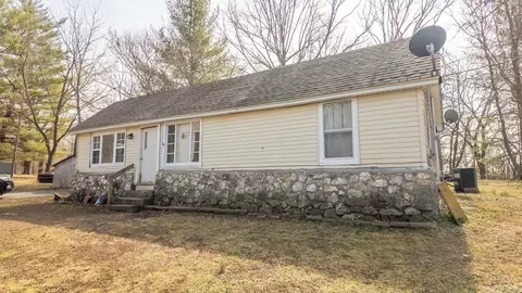 Exterior - 100 E Adams St, Thayer, MO 65791 photo 4 of 16