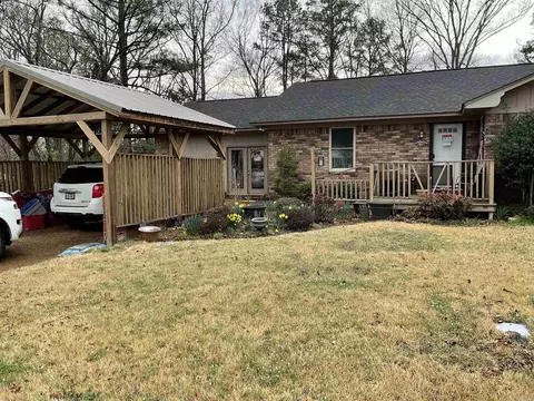 379 Conner St, Clinton, AR 72031