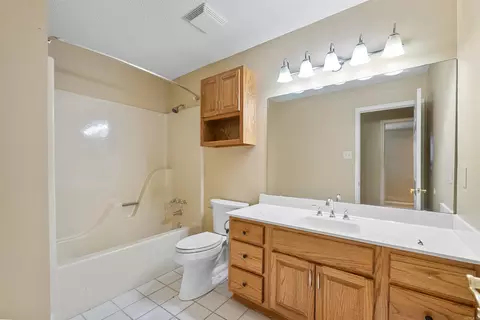 Bath - 108 Devon Cv, Jacksonville, AR 72076 photo 2 of 2