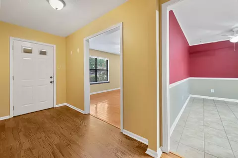 Entry Way - 108 Devon Cv, Jacksonville, AR 72076 photo 1 of 2