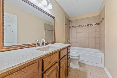 Bath - 108 Devon Cv, Jacksonville, AR 72076 photo 1 of 2