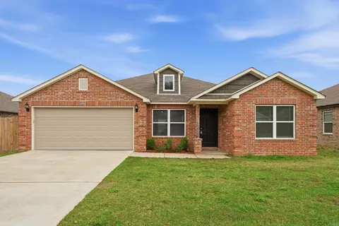 1135 Gallery Dr, Conway, AR 72032 photo 1