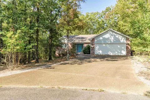 11 Campeon Ct, Hot Springs Village, AR 71909
