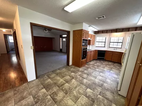 4508 Payton Rd, Pine Bluff, AR 71603 photo 8