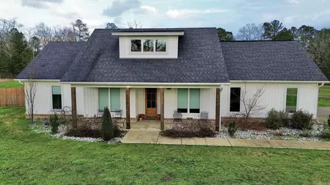 Exterior - 356 Kettle Rd, Malvern, AR 72104 photo 1 of 13