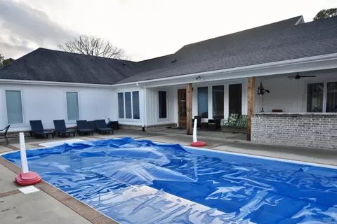 Exterior - 356 Kettle Rd, Malvern, AR 72104 photo 6 of 13