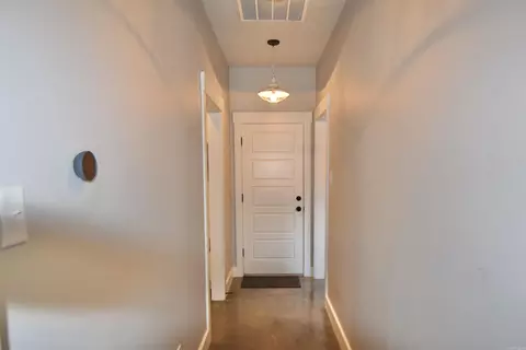 Entry Way - 356 Kettle Rd, Malvern, AR 72104 photo 2 of 2
