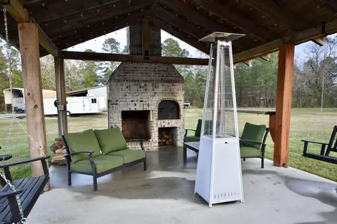Exterior - 356 Kettle Rd, Malvern, AR 72104 photo 4 of 13
