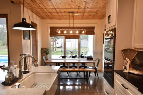 Dining - 356 Kettle Rd, Malvern, AR 72104 photo 1 of 2