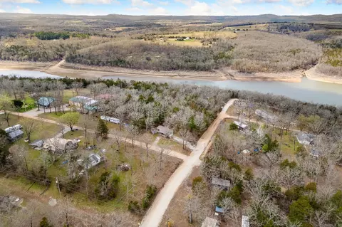 18581 West Ave, Lead Hill, AR 72644