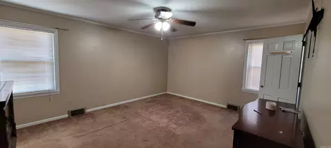 Bedroom - 400 N Edmonds Ave, Mccrory, AR 72101 photo 2 of 4