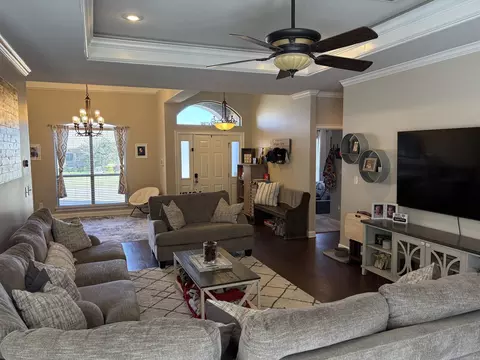 Living - 5215 Clayborn Dr, Conway, AR 72034 photo 2 of 2
