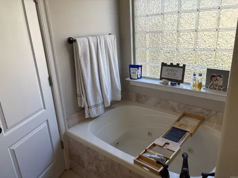 Bath - 5215 Clayborn Dr, Conway, AR 72034 photo 5 of 5