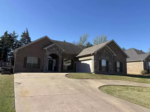 Exterior - 5215 Clayborn Dr, Conway, AR 72034 photo 7 of 8
