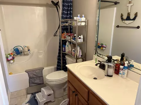 Bath - 5215 Clayborn Dr, Conway, AR 72034 photo 1 of 5
