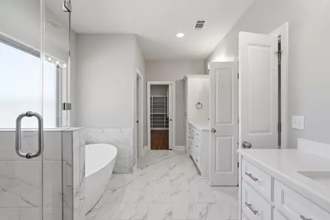 Bath - 83 Watson Ln, Greenbrier, AR 72058 photo 4 of 10