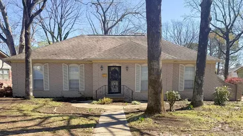 2010 Gunpowder Rd, Little Rock, AR 72227