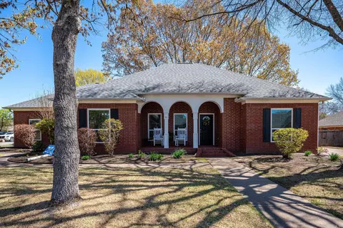 1660 Chicot Dr, Conway, AR 72034