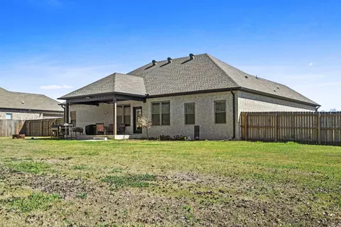 Exterior - 60 Opie Dr, Cabot, AR 72023 photo 6 of 9
