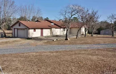 126 Dallas Ln, Mena, AR 71953