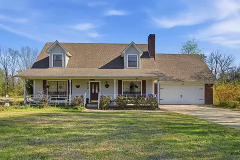 612 Dogwood Meadows Ln, Austin, AR 72007