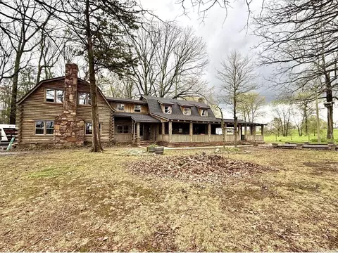 740 E 278 Hwy, Wickes, AR 71973