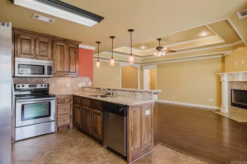 Kitchen - 2705 Finley Loop, Bryant, AR 72022 photo 2 of 4