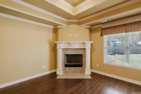 Living - 2705 Finley Loop, Bryant, AR 72022 photo 4 of 5