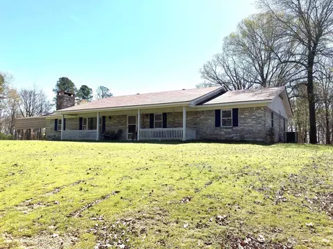 137 Rolling Fork Dr, De Queen, AR 71832