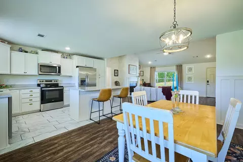 Dining - 357 Rigsby Loop, Lonsdale, AR 72087 photo 1 of 3